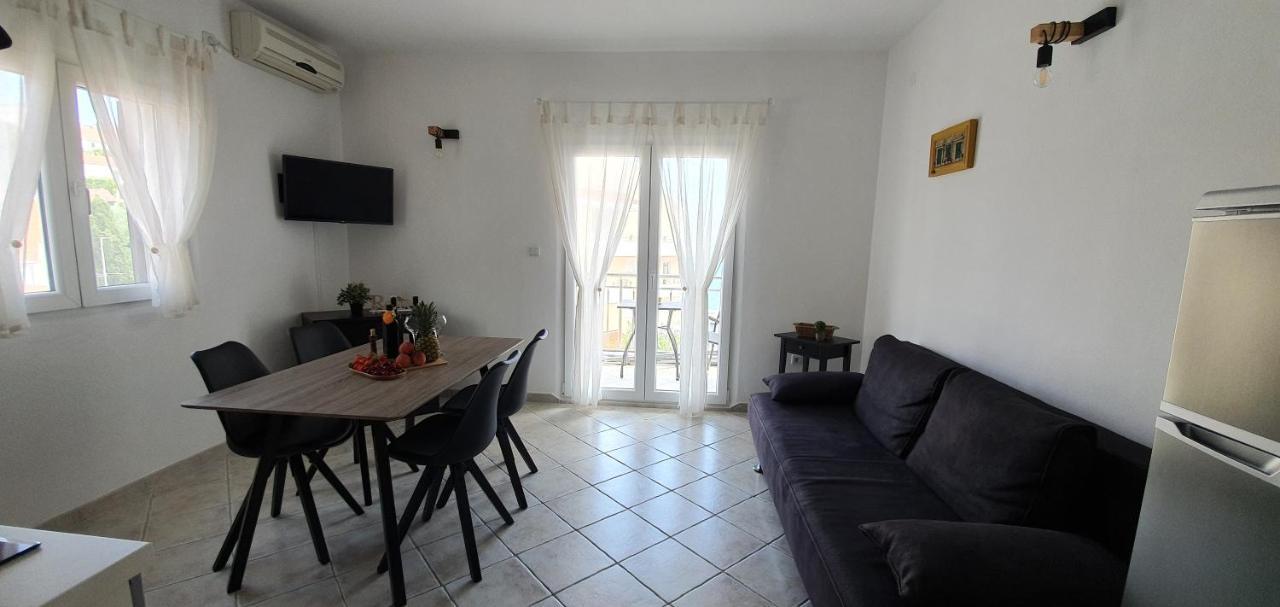 Apartment Prkic Trogir Bagian luar foto