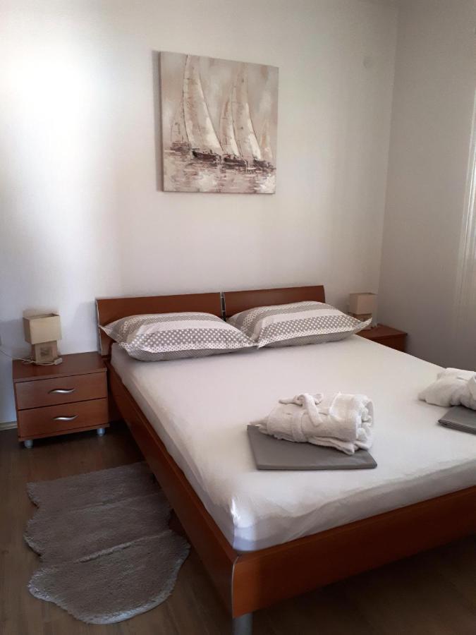 Apartment Prkic Trogir Bagian luar foto