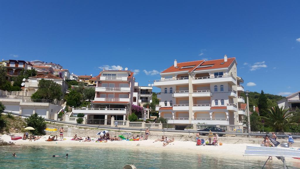 Apartment Prkic Trogir Bagian luar foto